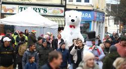 Wisbech Christmas Fayre 2023 crowds